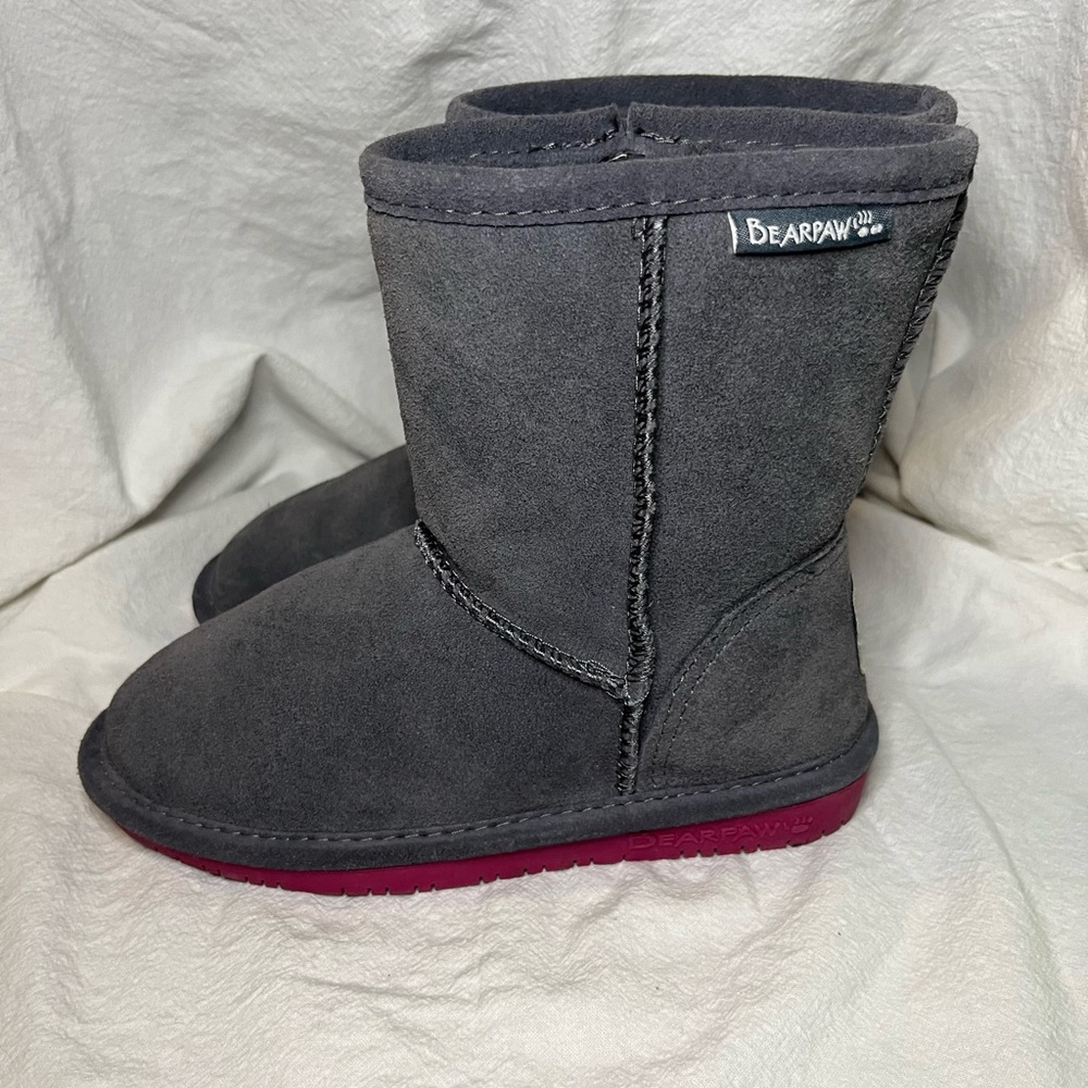 Bearpaw toddler Eva never wet sheep skin boots size 12